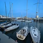 Apartment Sea,sun And Fun Vernieuwd Modern Op Toplocatie 50 M Visserkaai Ostend