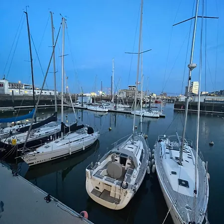 Apartman Sea,sun And Fun Vernieuwd Modern Op Toplocatie 50 M Visserkaai Ostende